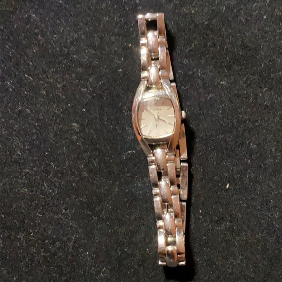 Silver fossil watch - Picture 1 of 5